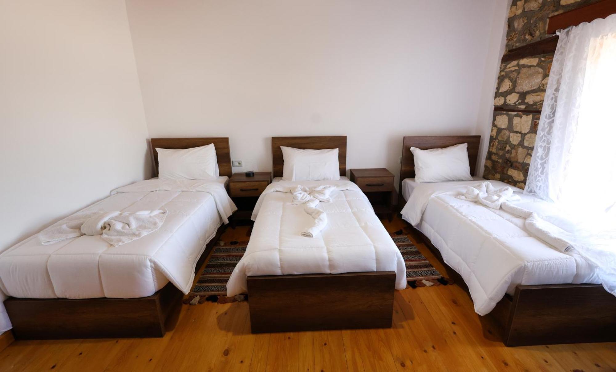 Villa Shpiragu Village Experience Berat Exterior foto